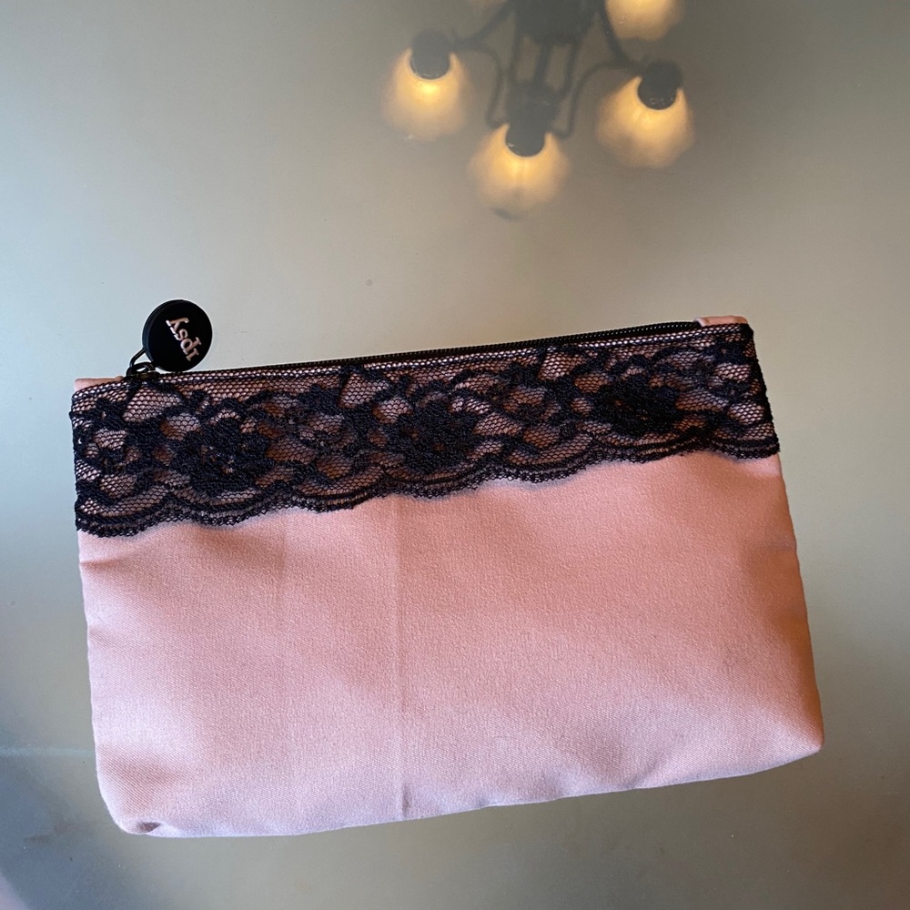 New Ipsy 💕5 for 25 💕bag